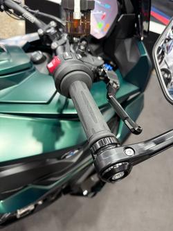 2026 BMW Motorrad M 1000 XR Aurelius Green Metallic