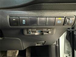 2020 Toyota Corolla Touring Hybrid S