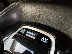 2020 Toyota Corolla Touring Hybrid S