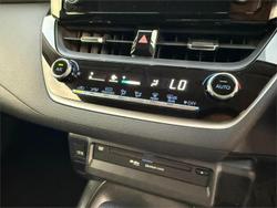 2020 Toyota Corolla Touring Hybrid S