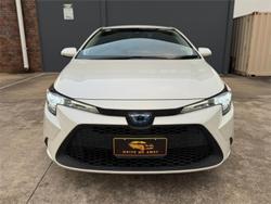 2020 Toyota Corolla Touring Hybrid S
