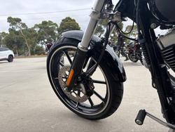 2015 HARLEY-DAVIDSON FXSB SOFTAIL BREAKOUT Black