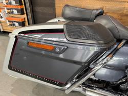 2019 Harley-Davidson CVO Road Glide 117 (FLTRXSE) Touring Silver
