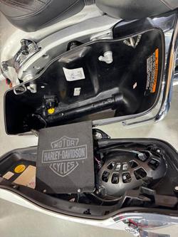 2019 Harley-Davidson CVO Road Glide 117 (FLTRXSE) Touring Silver