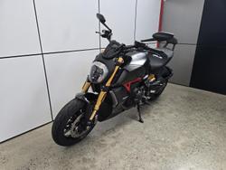 2021 Ducati Diavel 1260 S Diavel Black