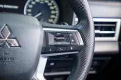 2022 Mitsubishi Outlander LS