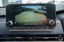 2022 Mitsubishi Outlander LS