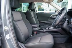 2022 Mitsubishi Outlander LS