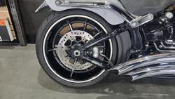 2015 Harley-Davidson Breakout 103 (FXSB) Softail Silver