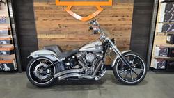 Harley-Davidson Breakout 103 (fxsb)