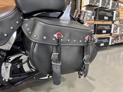 2017 Harley-Davidson Heritage Softail Classic 1690 (FLSTC) Softail Black