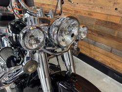 2017 Harley-Davidson Heritage Softail Classic 1690 (FLSTC) Softail Black