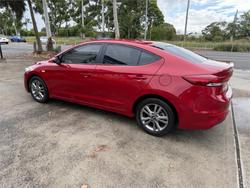 2017 HYUNDAI ELANTRA ACTIVE 2.0 MPI AD Red