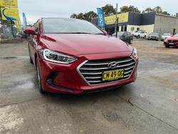 2017 HYUNDAI ELANTRA ACTIVE 2.0 MPI AD Red