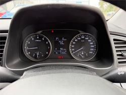 2017 HYUNDAI ELANTRA ACTIVE 2.0 MPI AD Red