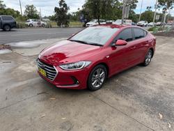 2017 HYUNDAI ELANTRA ACTIVE 2.0 MPI AD Red