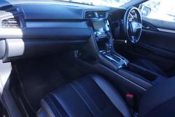 2019 Honda Civic VTi-LX