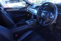 2019 Honda Civic VTi-LX