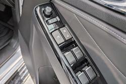 2024 Isuzu MU-X LS-T