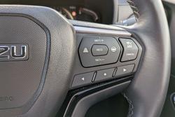 2024 Isuzu MU-X LS-T