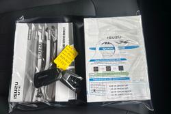 2024 Isuzu MU-X X-TERRAIN