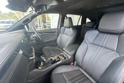 2024 Isuzu MU-X LS-T