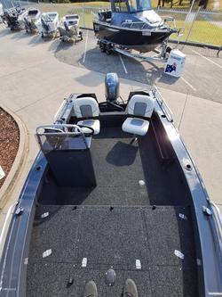 2026 QUINTREX 420 Renegade SC