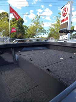 2026 QUINTREX 420 Renegade SC