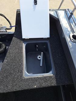 2026 QUINTREX 420 Renegade SC