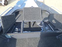 2026 QUINTREX 420 Renegade SC