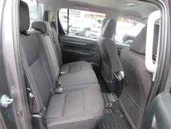 2025 Toyota Hilux SR