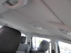 2025 Toyota Hilux SR