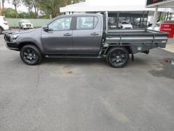 2025 Toyota Hilux SR