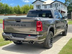 2025 RAM 1500 Limited Hurricane HO RamBox DT MY26 4X4 Dual Range Granite Crystal