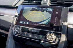 2016 Honda Civic VTi-S