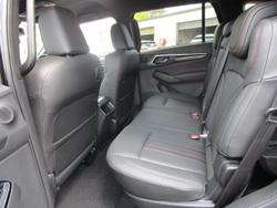 2025 Isuzu MU-X X-TERRAIN