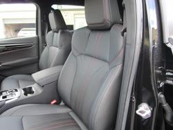 2025 Isuzu MU-X X-TERRAIN