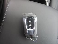 2025 Isuzu MU-X X-TERRAIN