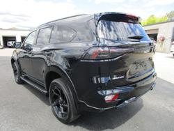 2025 Isuzu MU-X X-TERRAIN