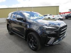 2025 Isuzu MU-X X-TERRAIN