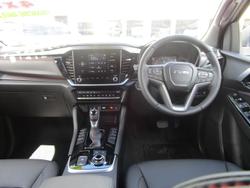 2025 Isuzu MU-X X-TERRAIN