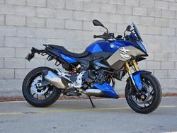 2023 BMW F 900 XR Sport