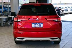 2025 Mitsubishi Outlander LS