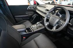 2025 Mitsubishi Outlander LS