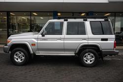 2023 Toyota Landcruiser GXL