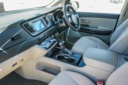 2019 Kia Carnival S