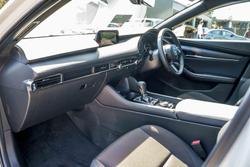 2025 Mazda 3 G20 Evolve