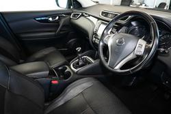 2017 Nissan QASHQAI Ti