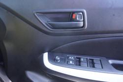 2018 Suzuki Swift GL Navigator