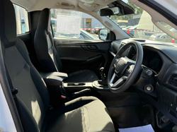 2025 Isuzu D-MAX SX High Ride